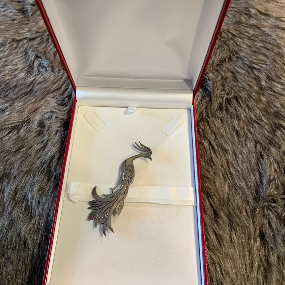 Brooch